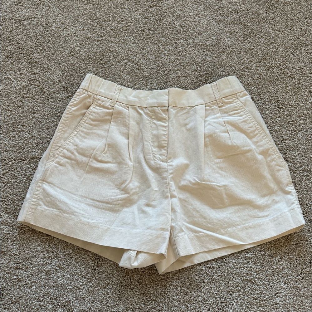 Gap Cream Elastic Waist with Zipper Shorts